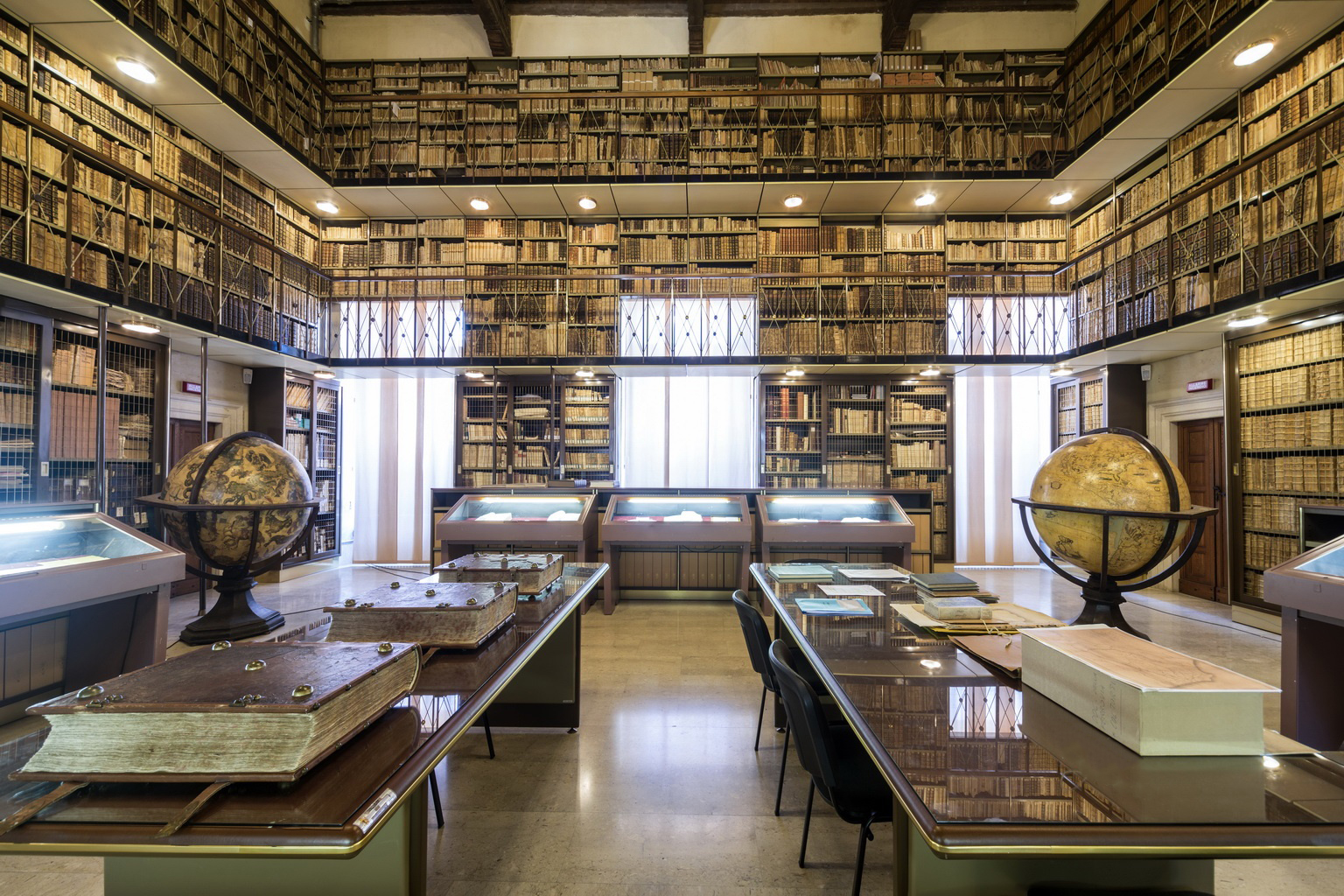 Biblioteca Planettiana Biblioteca Planettiana