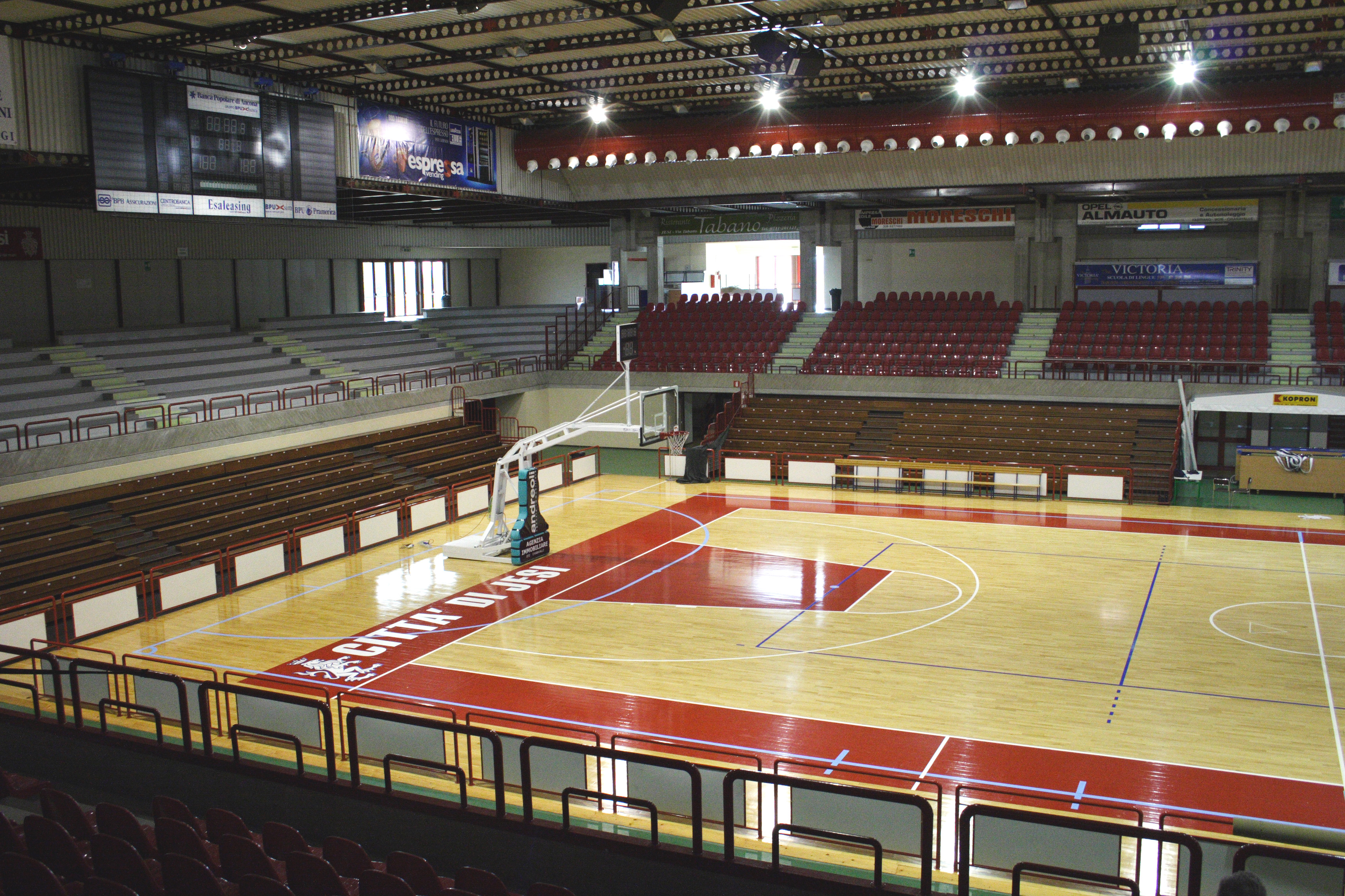 Interno del Palazzetto dello Sport Interno del Palazzetto dello Sport